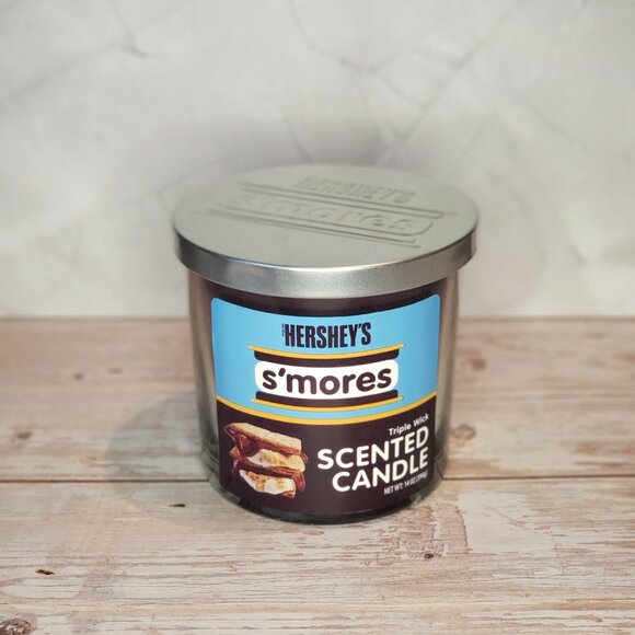 🆕Hershey's S'Mores Scented 3-Wick Candle - Picture 2 of 4
